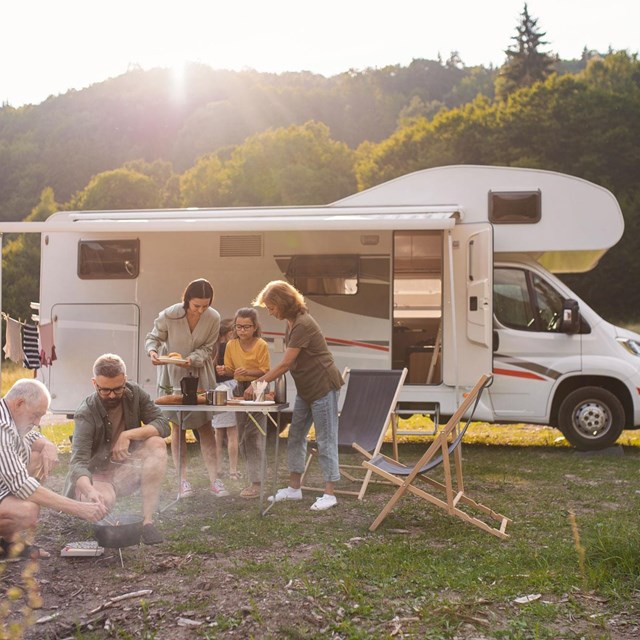 ¡Descubre los beneficios de viajar en autocaravana!